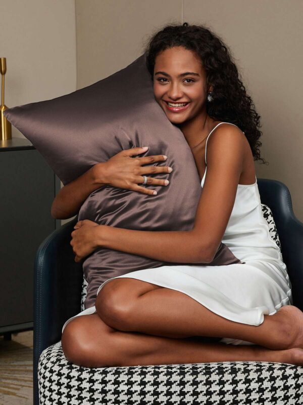 19Momme 100% Mulberry Silk Pillowcase - Envelope Closure - Image 132