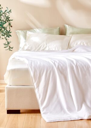 Summer 6A Mulberry Silk Filled Comforter