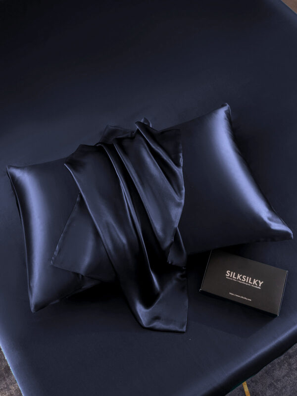 22Momme 100% Pure Silk Pillowcase - Hidden Zipper - Image 17