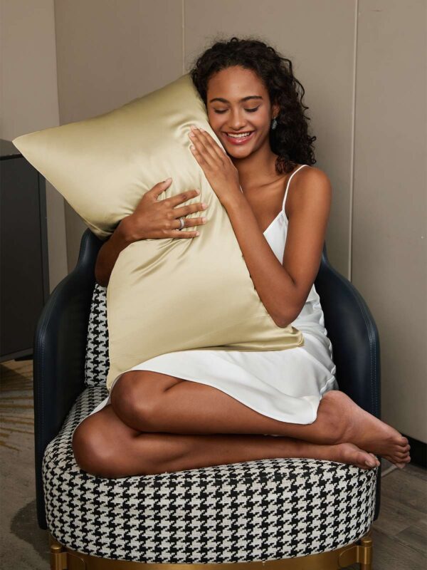 19Momme 100% Mulberry Silk Pillowcase - Envelope Closure - Image 108