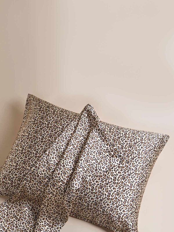 19Momme 100% Mulberry Silk Pillowcase - Snowbud Lily - Image 15