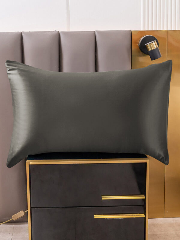 22Momme 100% Pure Silk Pillowcase - Hidden Zipper - Image 20