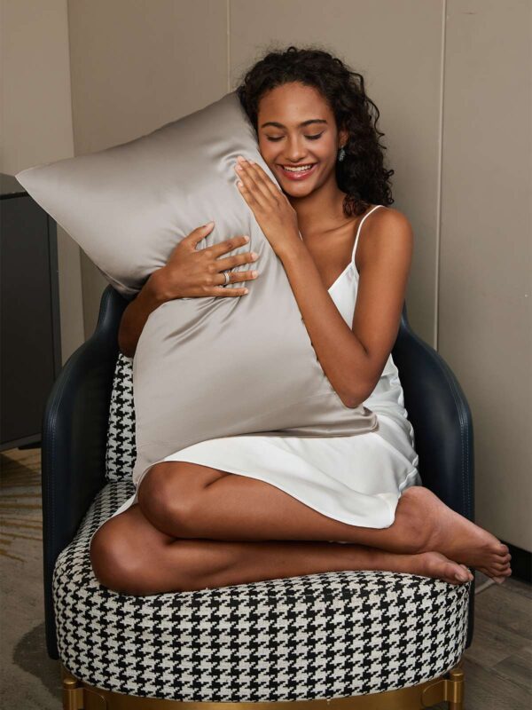 19Momme 100% Mulberry Silk Pillowcase - Hidden Zipper - Image 107
